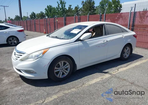 2013 Hyundai Sonata Gls z USA, uszkodzony, nr VIN 5NPEB4AC5DH512748